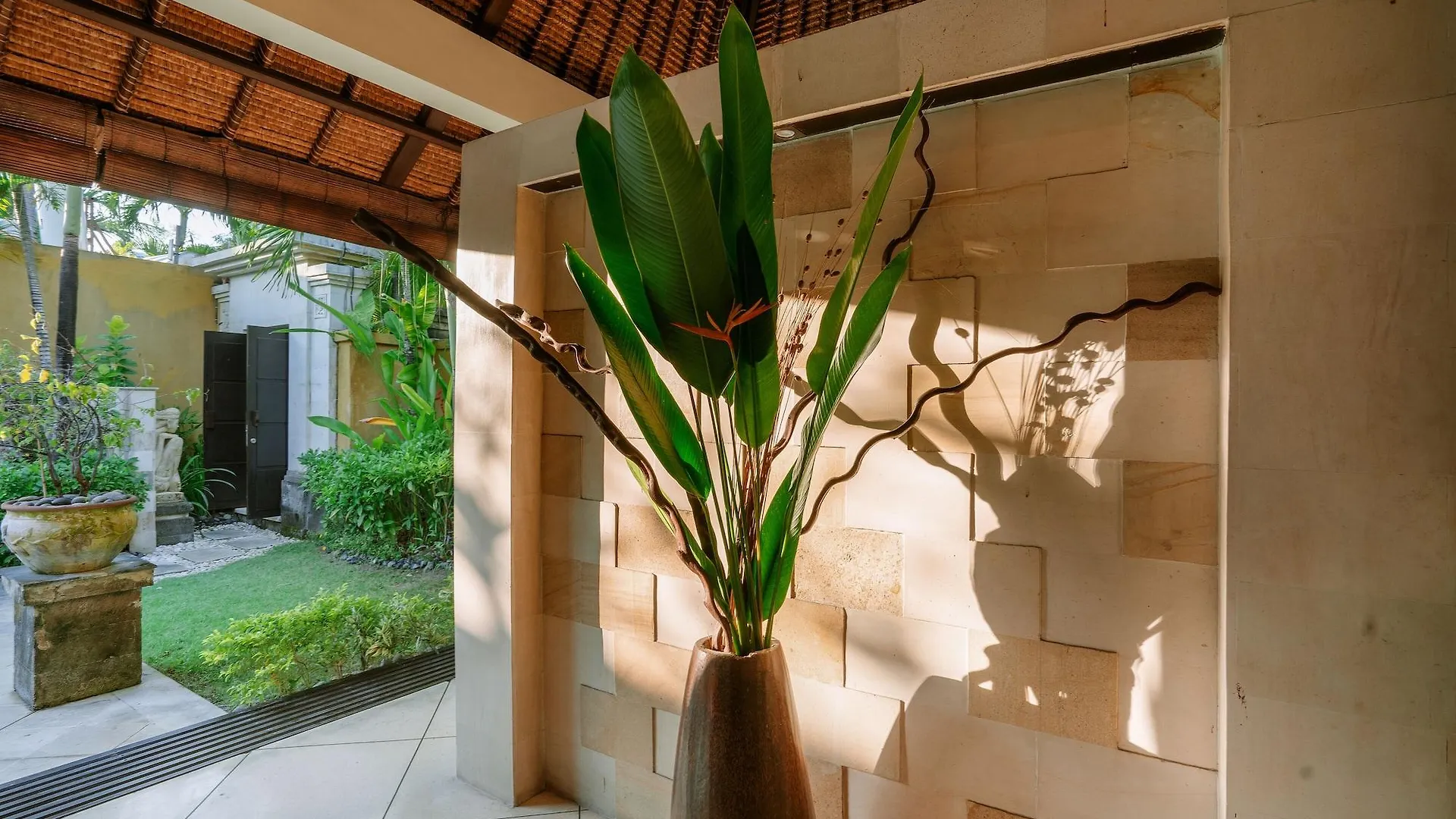 Hotel Maya Sayang Bali Villa Seminyak