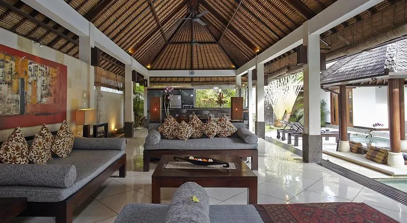 Hotel Maya Sayang Bali Villa Seminyak