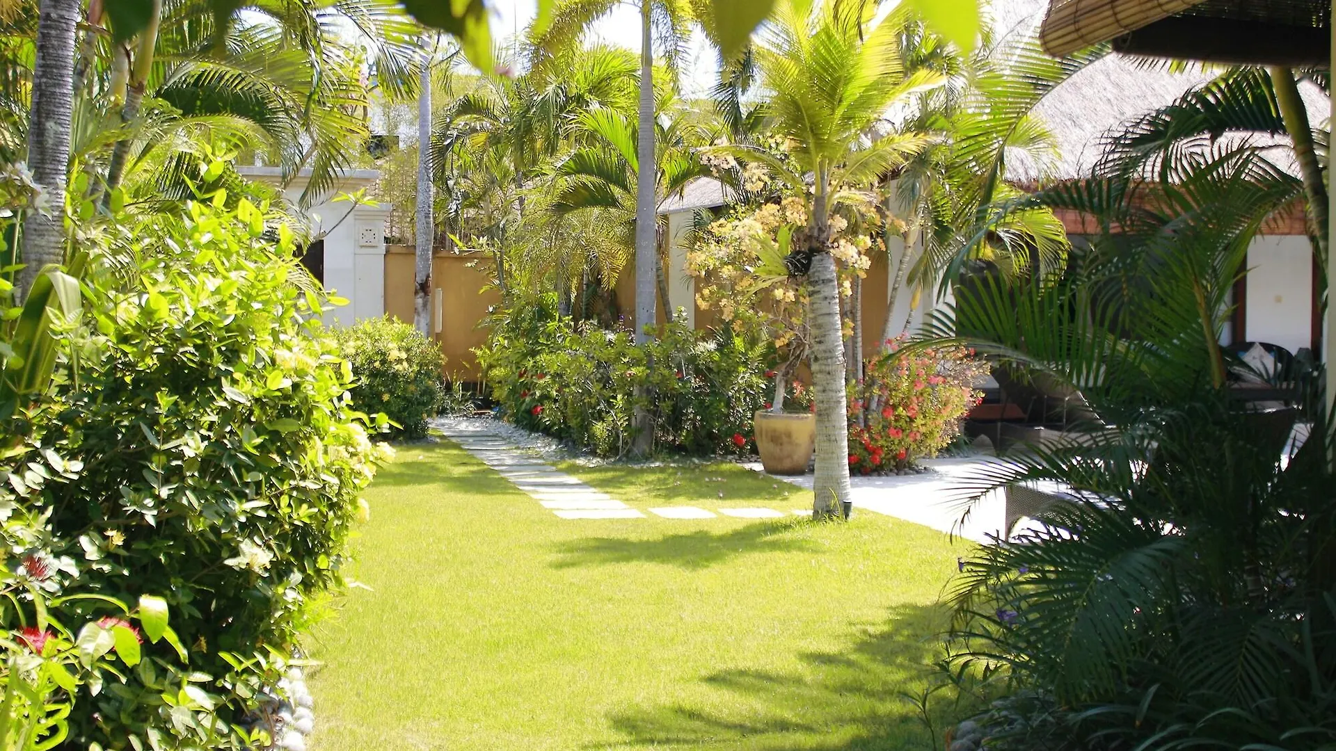 Maya Sayang Bali Villa سمينياك 4*,