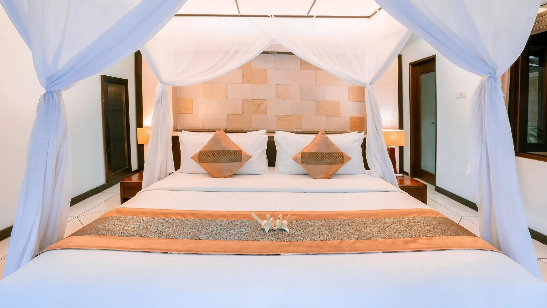 Maya Sayang Bali Villa سمينياك 4*,  إندونيسيا