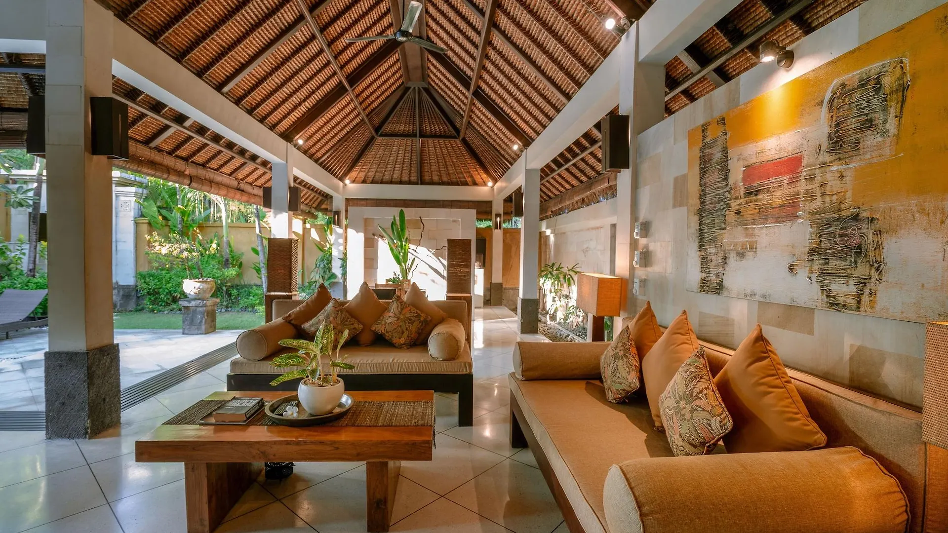 Maya Sayang Bali Villa Семиньяк